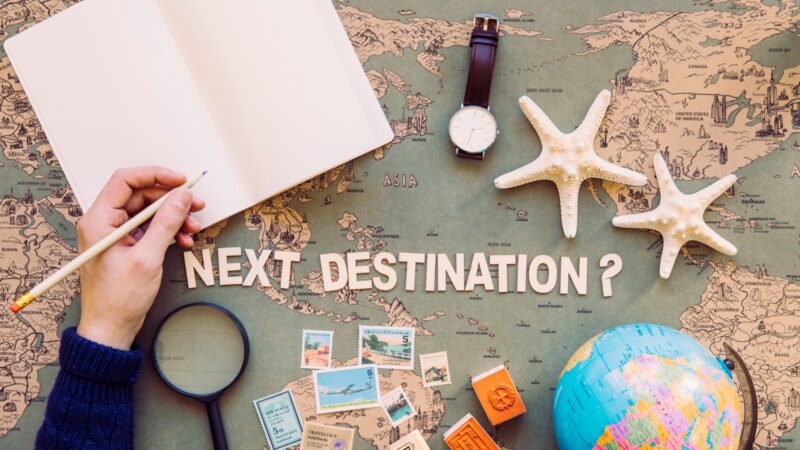 Travel Tips on a Budget: Save Money on Flights, Hotels & Food